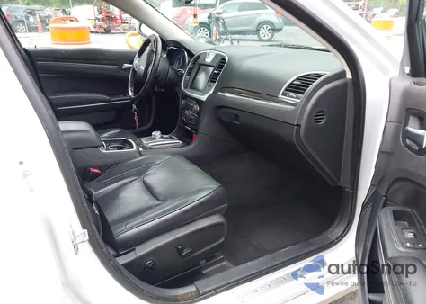 2016 Chrysler 300C из США, поврежденный, VIN 2C3CCAEG3GH189978